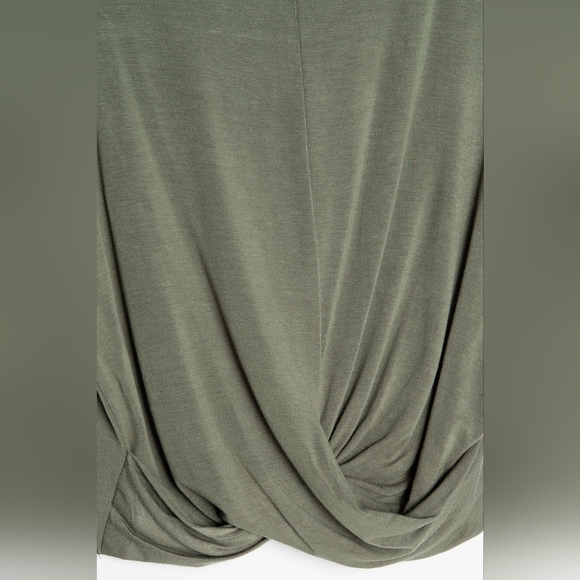 🌻2 for $20 | Zenana Knotted Crop Tank Top - Picture 7 of 15